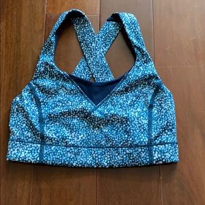 Worn teal lululemon sports bra size 2